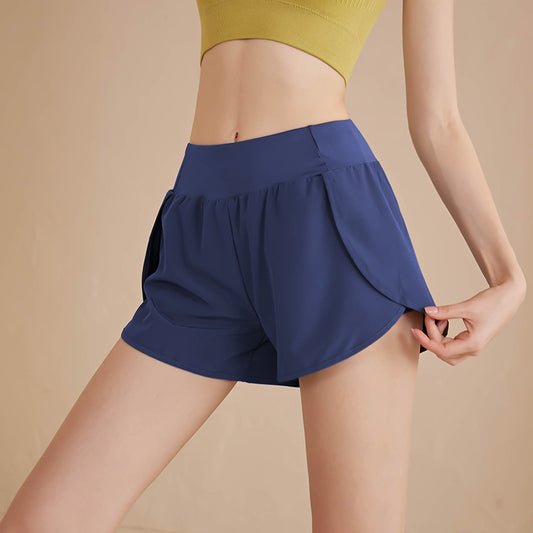 Vibe Slit Loose Shorts