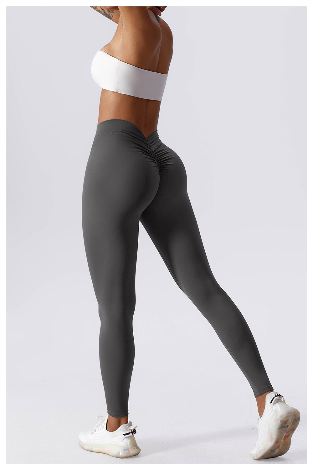 Pleated V-shaped Back Leggings